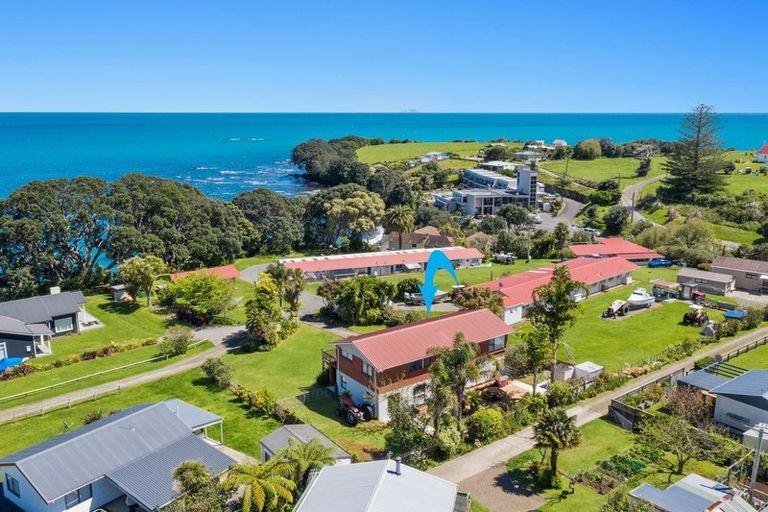 Photo of property in 5m Te Kaha Hotel Road, Te Kaha, 3199