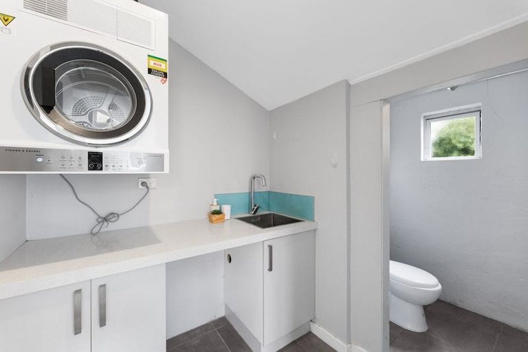 Photo of property in 28 Murray Street, Caversham, Dunedin, 9012