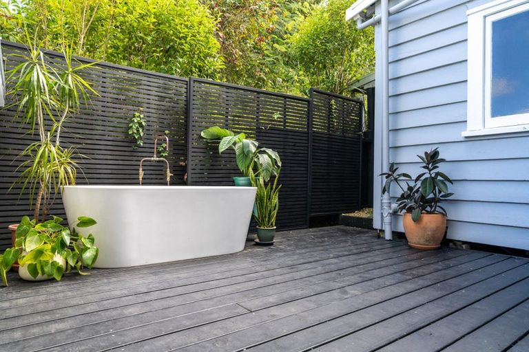 Photo of property in 34 Government Road, Raglan, 3225