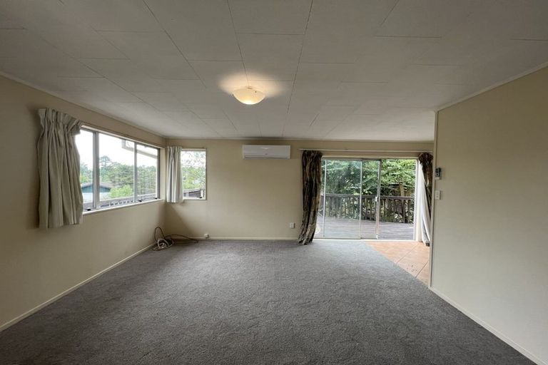 Photo of property in 19 Glenfinn Place, Massey, Auckland, 0614