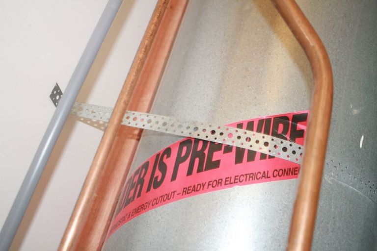 Photo of property in 2/26 Unsworth Drive, Unsworth Heights, Auckland, 0632