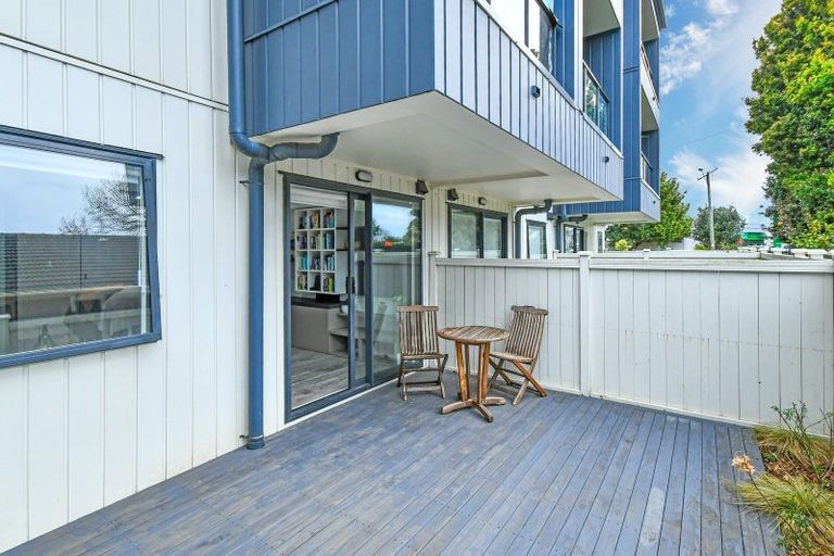 Photo of property in 3/8g Gray Avenue, Mangere East, Auckland, 2024