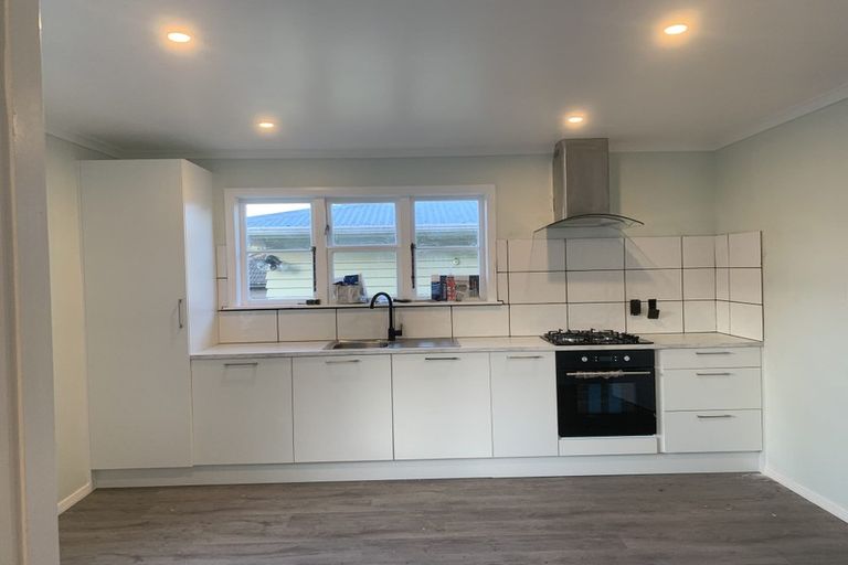 Photo of property in 120 Wainuiomata Road, Wainuiomata, Lower Hutt, 5014