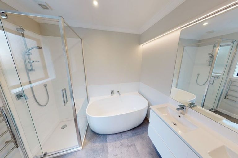 Photo of property in 7/25 Thane Road, Roseneath, Wellington, 6011