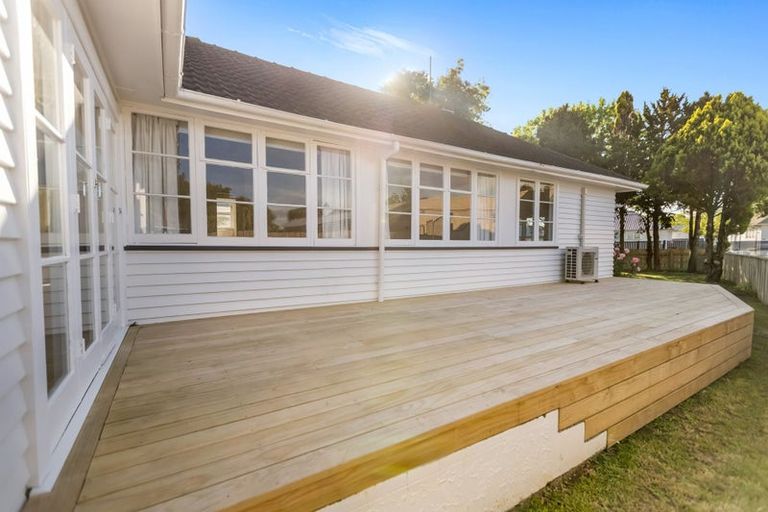 Photo of property in 102 Holland Road, Fairfield, Hamilton, 3214