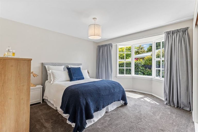 Photo of property in 2/385 Withells Road, Avonhead, Christchurch, 8042