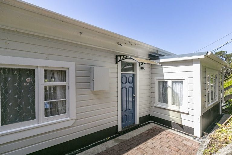Photo of property in 5 Hadfield Terrace, Kelburn, Wellington, 6012