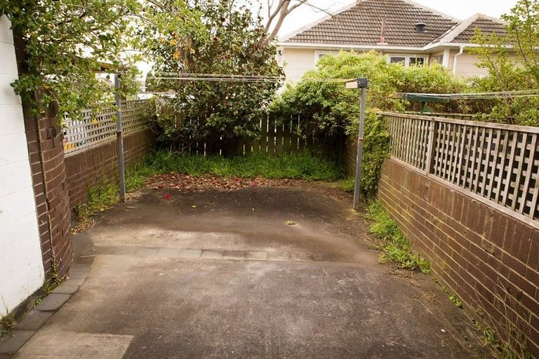 Photo of property in 3/31 Mana Avenue, Titahi Bay, Porirua, 5022