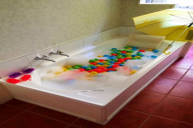 Photo of property in 84 Shakespeare Road, Bluff Hill, Napier, 4110