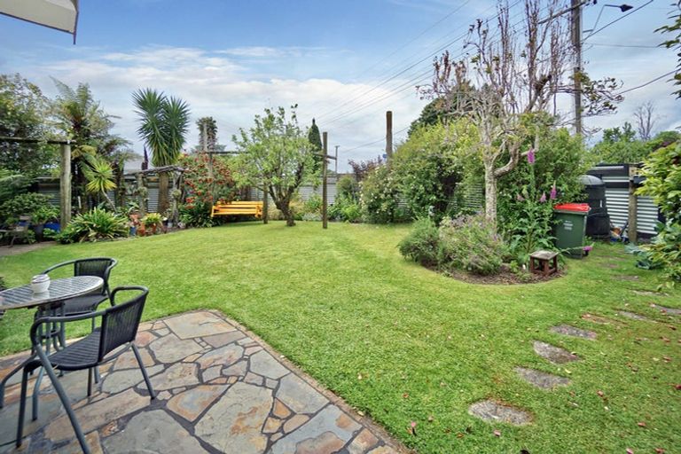 Photo of property in 115 Cameron Road, Te Puke, 3119