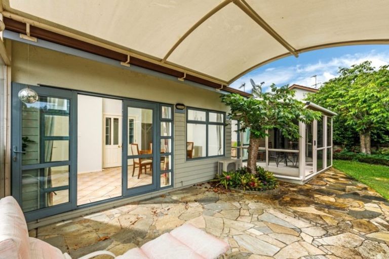 Photo of property in 18 Rush Creek Drive, Westgate, Auckland, 0614