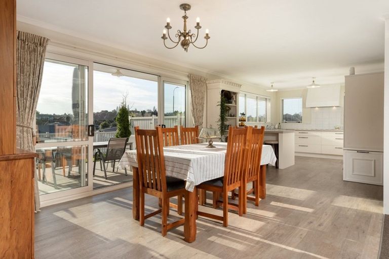 Photo of property in 2 Amy Place, Pyes Pa, Tauranga, 3112