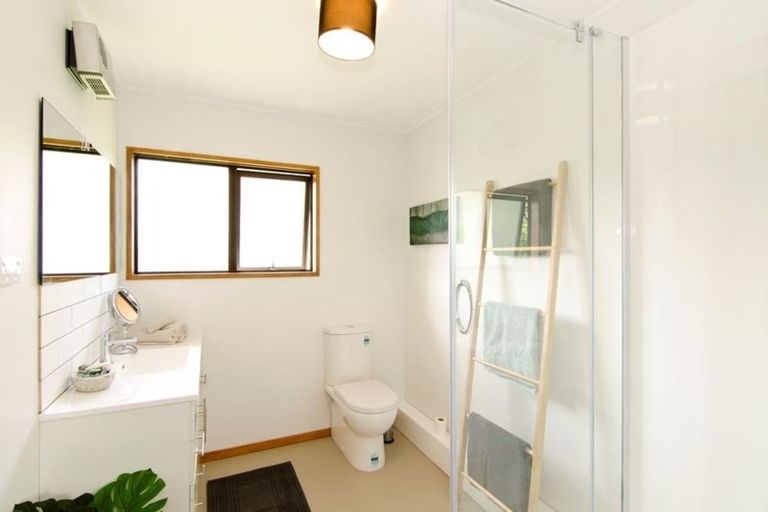 Photo of property in 43 Cheviot Street, Roxburgh, 9500