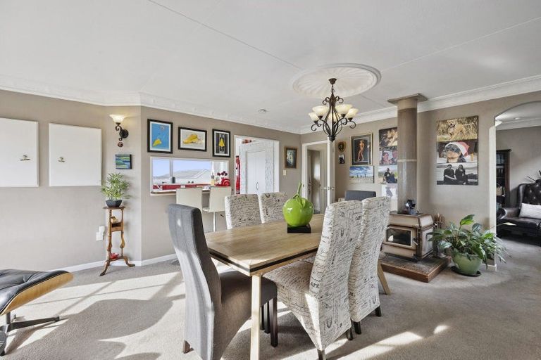 Photo of property in 19 Earls Road, Saint Clair, Dunedin, 9012