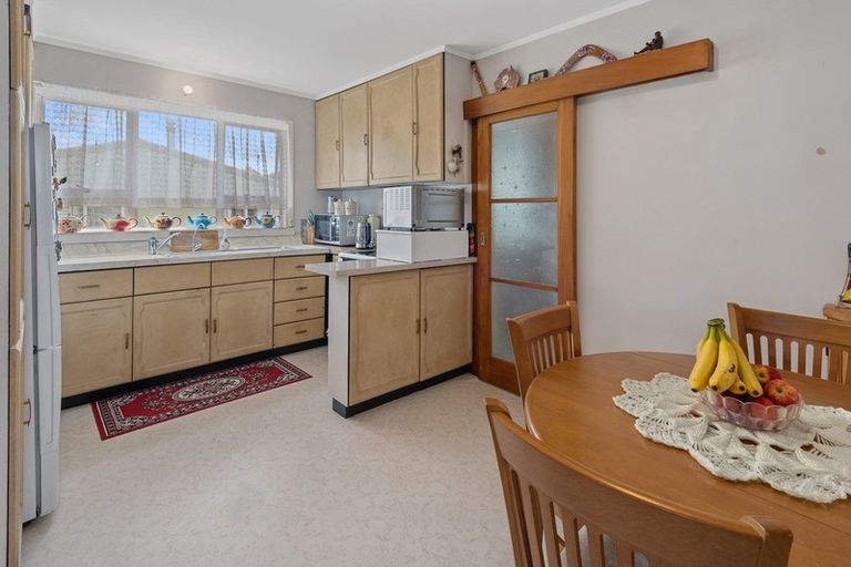 Photo of property in 67 George Street, Hikurangi, 0114