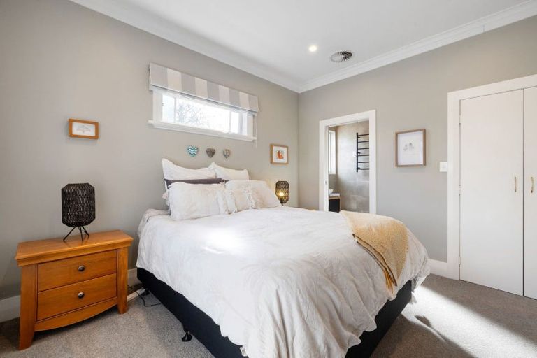 Photo of property in 30 Williams Street, Cambridge, 3434