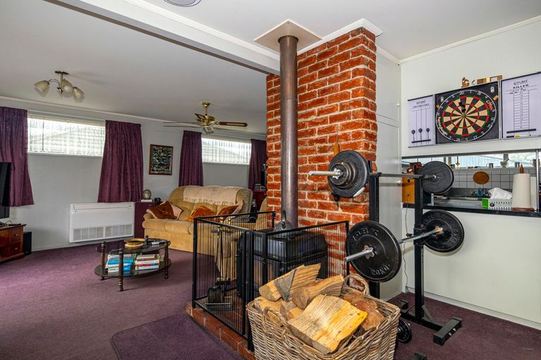 Photo of property in 19 The Avenue, Pareora, 7912