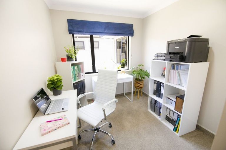 Photo of property in 9 Pinotage Drive, Greenmeadows, Napier, 4112