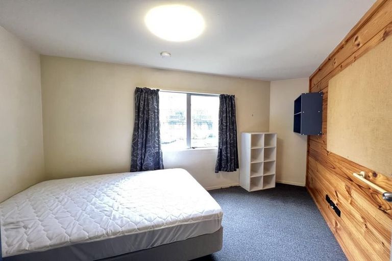 Photo of property in Basin Reserve Complex, 47/4 Sussex Street, Mount Cook, Wellington, 6021