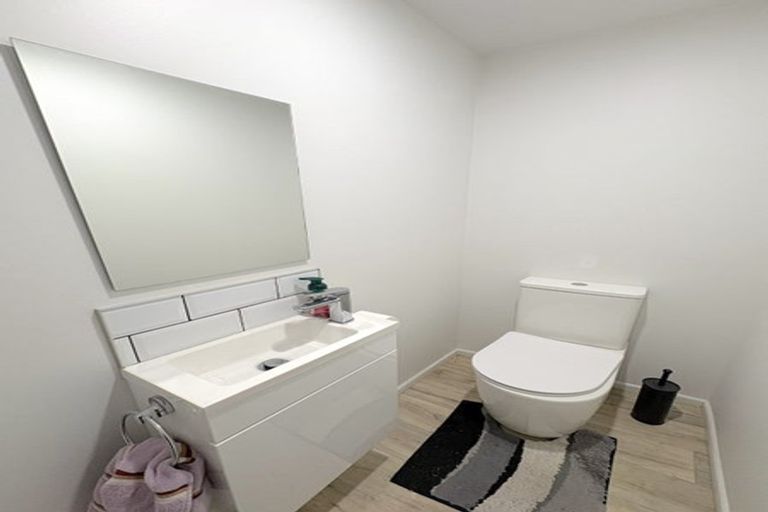 Photo of property in 1/72 Epsom Road, Sockburn, Christchurch, 8042