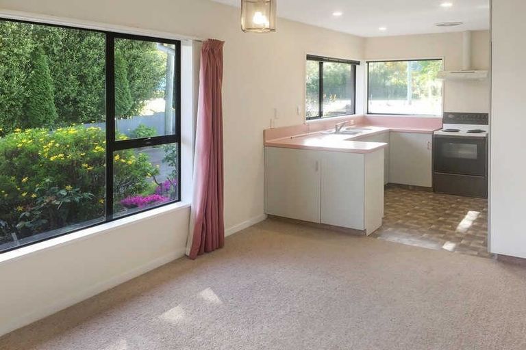 Photo of property in 530a Halswell Road, Halswell, Christchurch, 8025