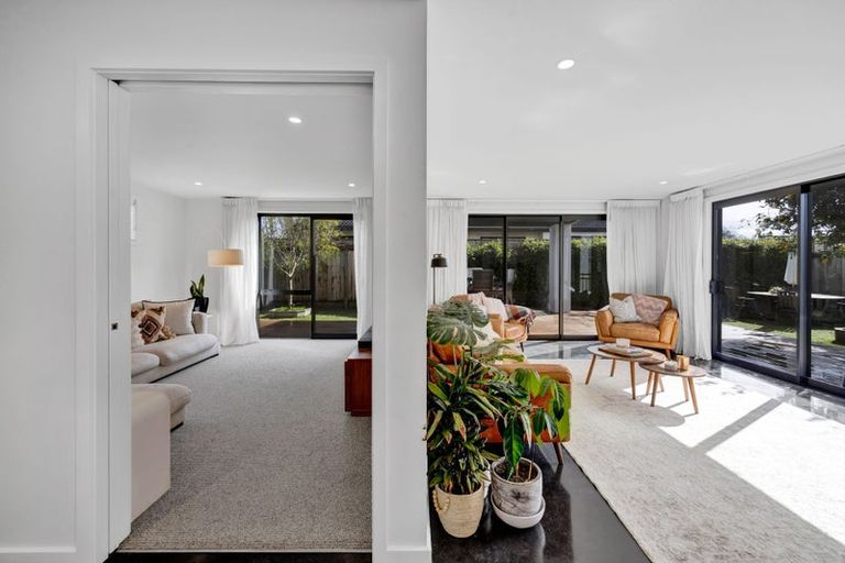 Photo of property in 12a Kauri Street, Merrilands, New Plymouth, 4312