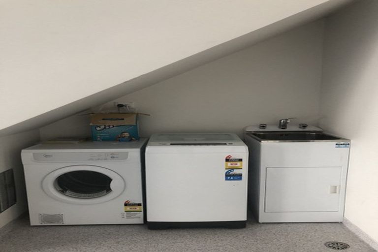 Photo of property in 51 Patons Road, Howick, Auckland, 2014