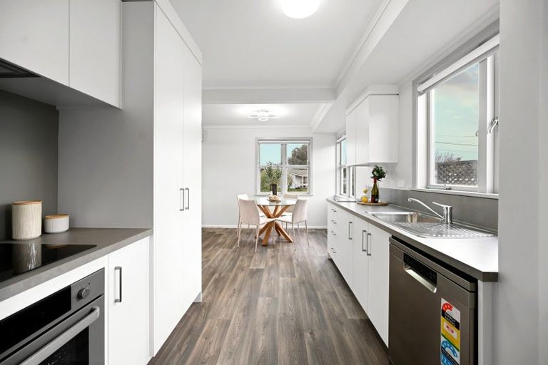 Photo of property in 24 Frederick Drive, Dinsdale, Hamilton, 3204