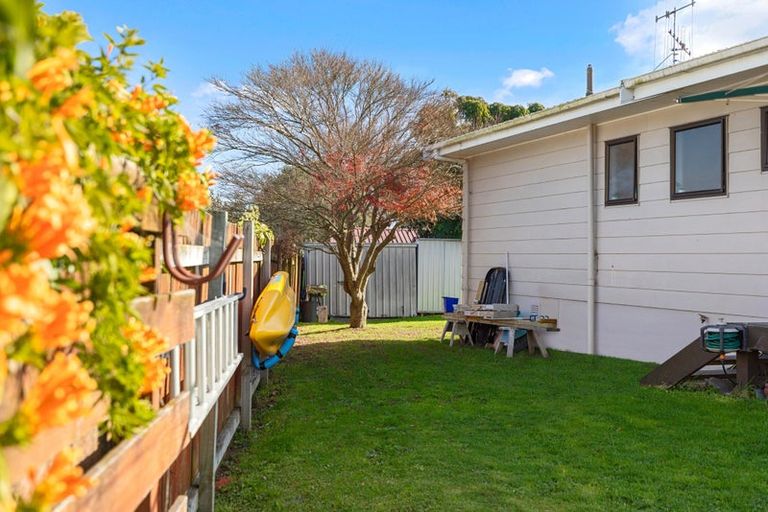 Photo of property in 4d Kimber Grove, Papamoa Beach, Papamoa, 3118