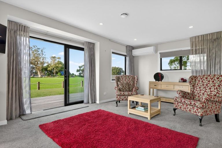 Photo of property in 26 Harbour View Road, Omokoroa, 3114
