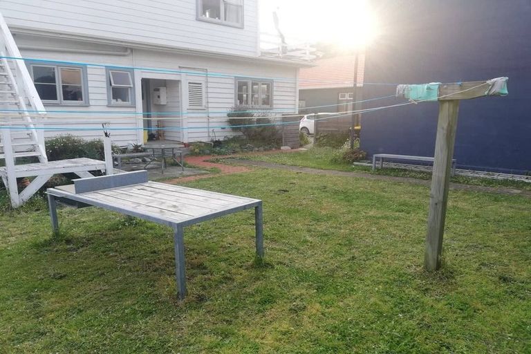 Photo of property in 26 Reef Street, Island Bay, Wellington, 6023