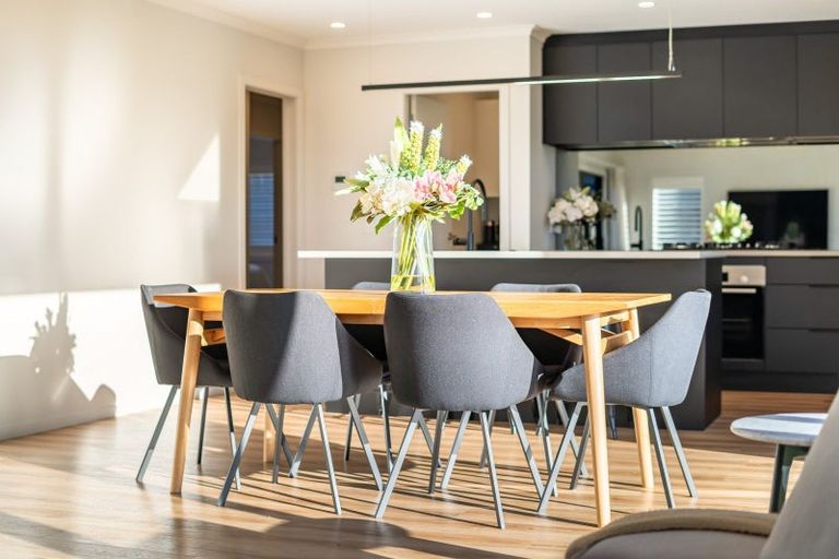 Photo of property in 12 Kaiaho Close, Aotea, Porirua, 5024