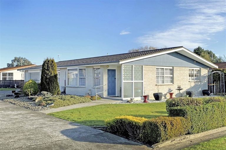 Photo of property in 21 Charles Street, Grasmere, Invercargill, 9810