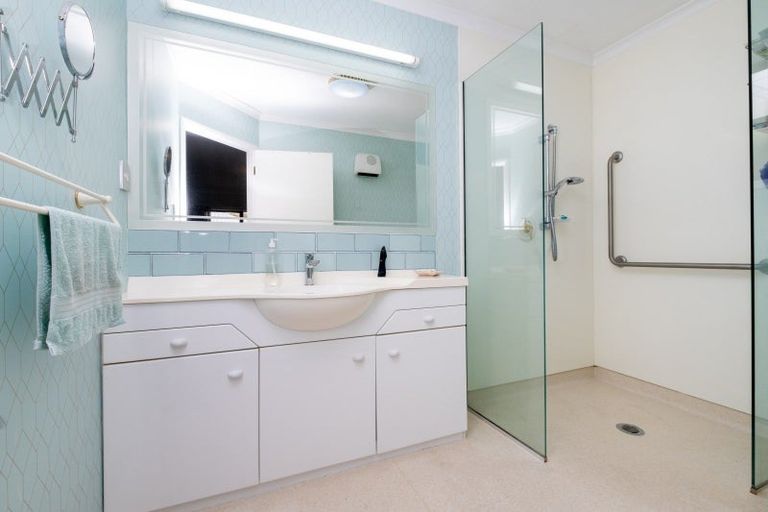 Photo of property in 129 Wharerangi Road, Greenmeadows, Napier, 4112