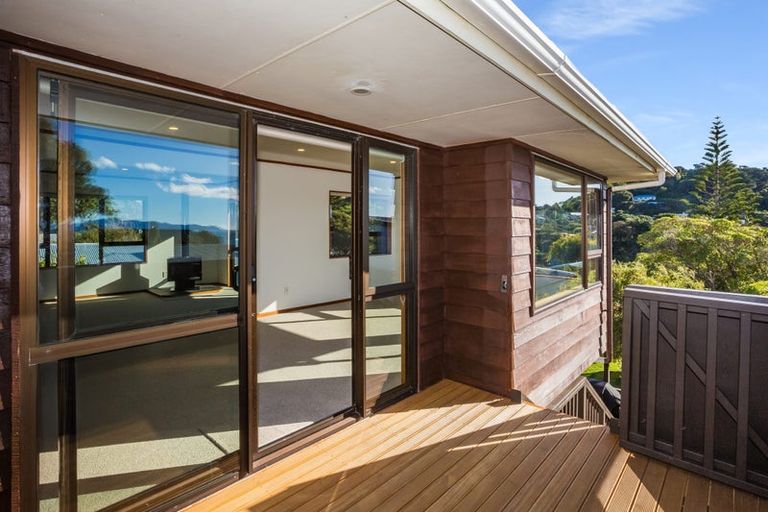 Photo of property in 8 Pukerua Beach Road, Pukerua Bay, 5026