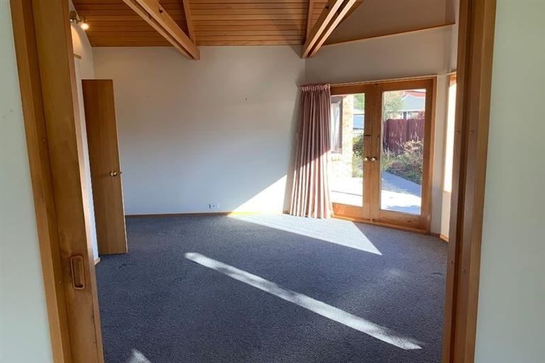 Photo of property in 57a Bowenvale Avenue, Cashmere, Christchurch, 8022