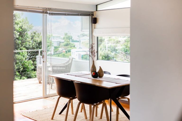 Photo of property in 124 Townsend Road, Miramar, Wellington, 6022