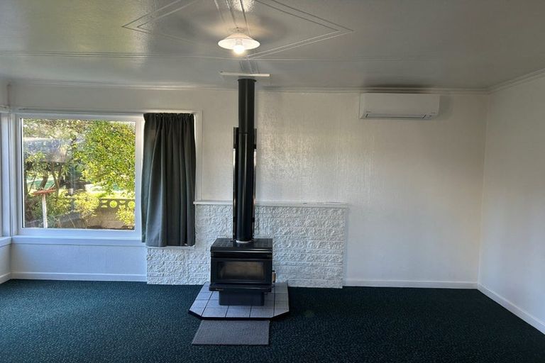 Photo of property in 82 Dipton Street, Kingswell, Invercargill, 9812