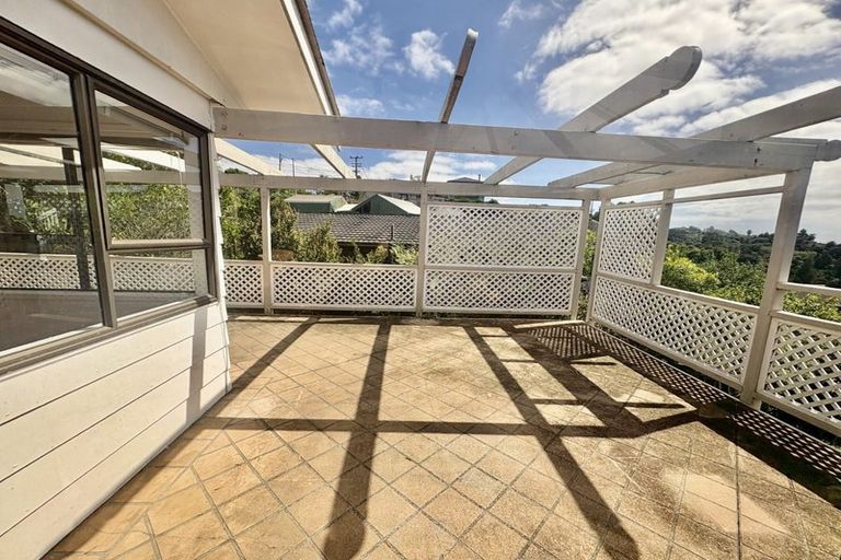 Photo of property in 957 East Coast Road, Torbay, Auckland, 0630
