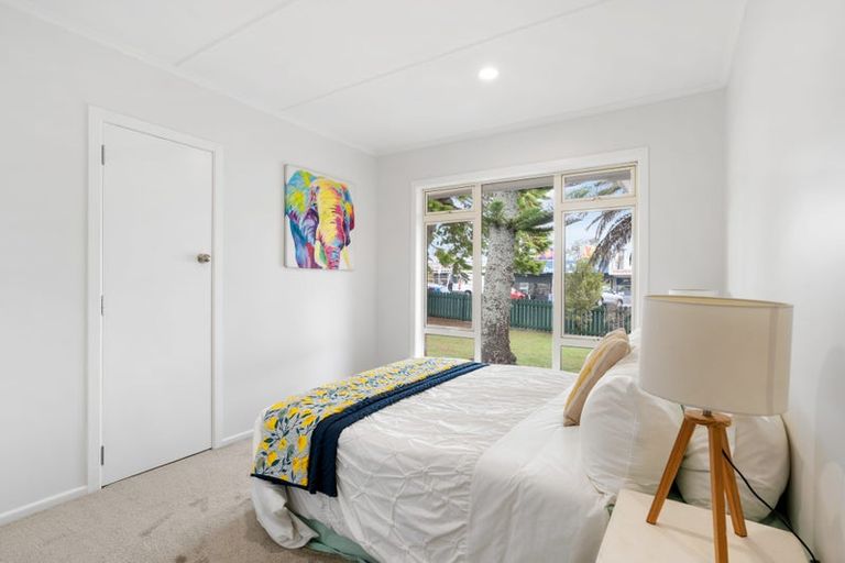 Photo of property in 4/123 Birkdale Road, Birkdale, Auckland, 0626