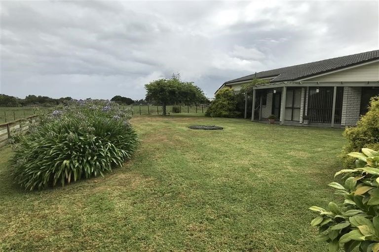 Photo of property in 80 Oira Road, Karaka, Drury, 2578