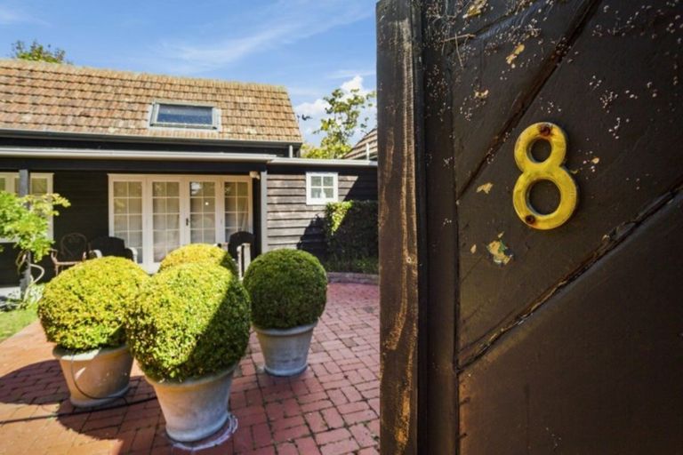 Photo of property in 8 Myrtle Street, Hutt Central, Lower Hutt, 5010