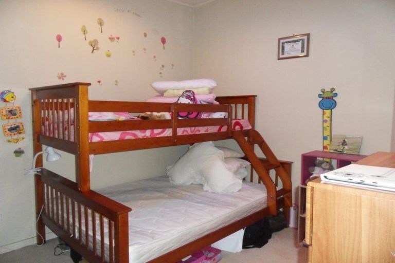 Photo of property in Mendosa Terraces Apartments, 14/9 Ebor Street, Te Aro, Wellington, 6011