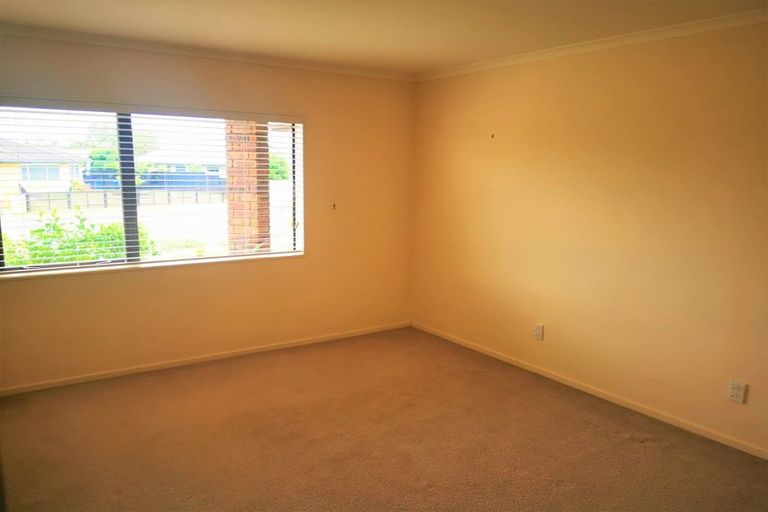 Photo of property in 16 Drumfearn Place, Rototuna, Hamilton, 3210