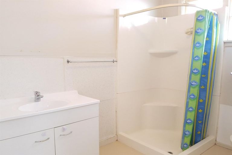 Photo of property in 4/614 Hereford Street, Linwood, Christchurch, 8011