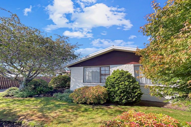 Photo of property in 9 Waterford Drive, Winton, 9720