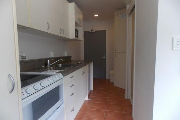Photo of property in Terrace Garden Apartments, 1c/120 The Terrace, Wellington Central, Wellington, 6011