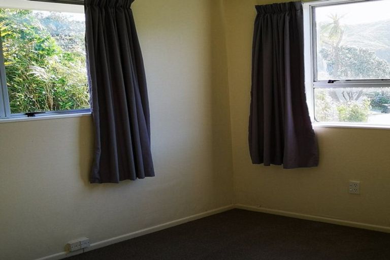 Photo of property in 173a Mitchell Street, Brooklyn, Wellington, 6021