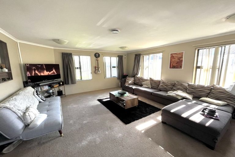 Photo of property in 100 Barrington Drive, Huntington, Hamilton, 3210