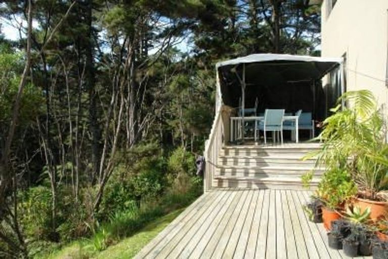 Photo of property in 180 Schnapper Rock Road, Schnapper Rock, Auckland, 0632